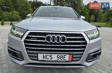 Внедорожник / Кроссовер Audi Q7 2018 в 