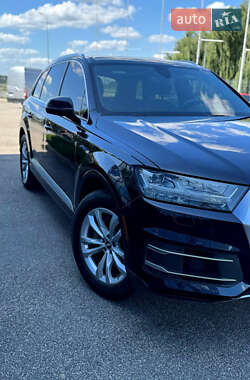 Позашляховик / Кросовер Audi Q7 2017 в Дніпрі