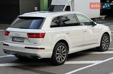 Внедорожник / Кроссовер Audi Q7 2019 в 