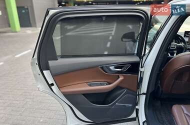 Внедорожник / Кроссовер Audi Q7 2019 в 