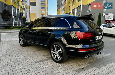 Внедорожник / Кроссовер Audi Q7 2015 в 