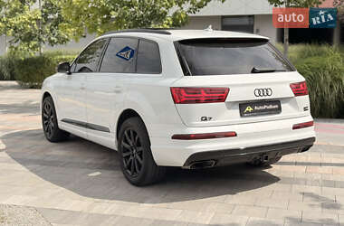 Внедорожник / Кроссовер Audi Q7 2018 в 