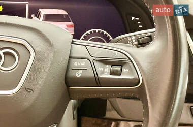 Внедорожник / Кроссовер Audi Q7 2018 в 