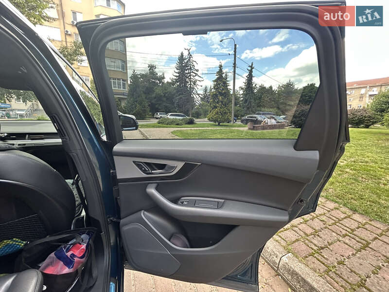 Внедорожник / Кроссовер Audi Q7 2017 в Ивано-Франковске