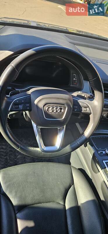 Позашляховик / Кросовер Audi Q7 2019 в Києві