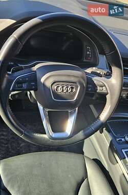 Внедорожник / Кроссовер Audi Q7 2019 в 