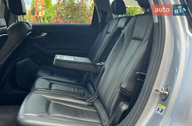 Внедорожник / Кроссовер Audi Q7 2017 в 
