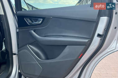 Внедорожник / Кроссовер Audi Q7 2017 в 