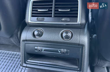 Внедорожник / Кроссовер Audi Q7 2013 в 