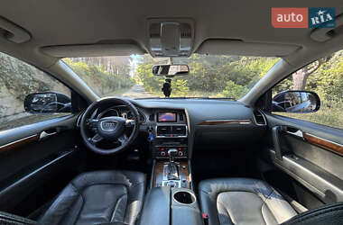 Внедорожник / Кроссовер Audi Q7 2013 в 