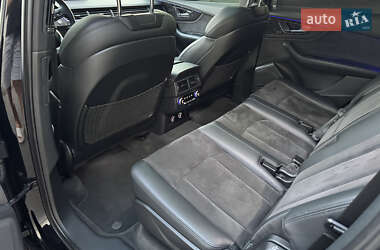 Внедорожник / Кроссовер Audi Q7 2017 в 