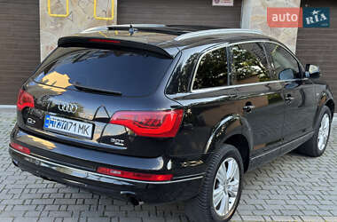 Позашляховик / Кросовер Audi Q7 2014 в 