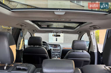 Позашляховик / Кросовер Audi Q7 2014 в 