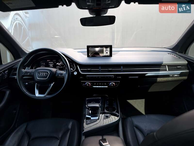 Внедорожник / Кроссовер Audi Q7 2017 в Львове