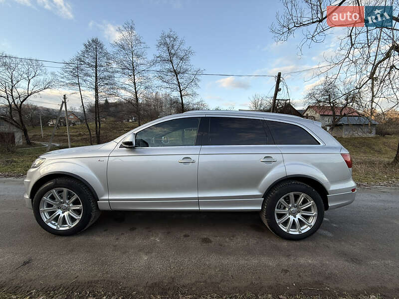 Внедорожник / Кроссовер Audi Q7 2010 в Тячеве