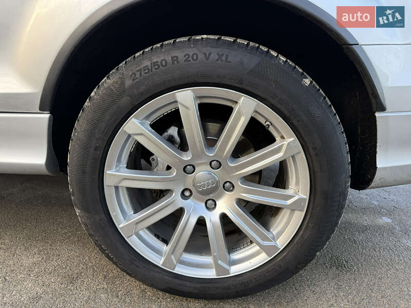 Внедорожник / Кроссовер Audi Q7 2010 в Тячеве