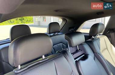 Внедорожник / Кроссовер Audi Q7 2016 в 