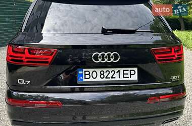 Внедорожник / Кроссовер Audi Q7 2018 в 