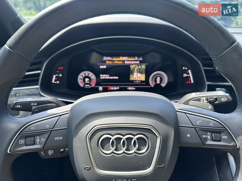 Внедорожник / Кроссовер Audi Q7 2022 в Киеве
