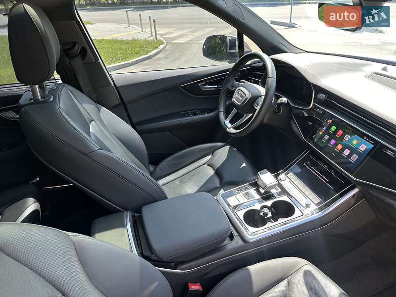 Внедорожник / Кроссовер Audi Q7 2022 в Киеве