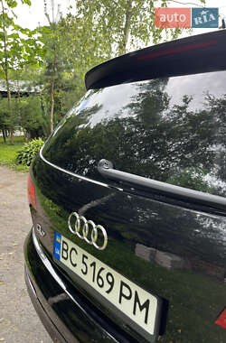 Позашляховик / Кросовер Audi Q7 2012 в 