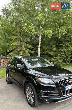 Позашляховик / Кросовер Audi Q7 2012 в 