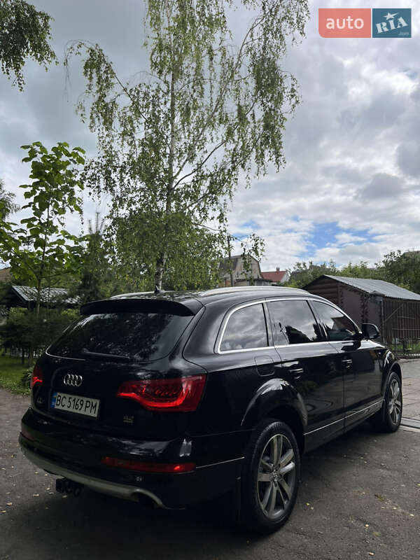 Внедорожник / Кроссовер Audi Q7 2012 в Луцке