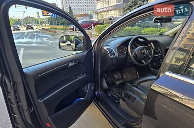 Внедорожник / Кроссовер Audi Q7 2006 в 