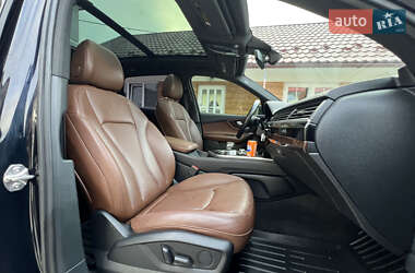 Внедорожник / Кроссовер Audi Q7 2017 в 