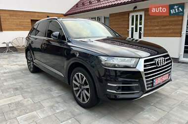 Внедорожник / Кроссовер Audi Q7 2017 в 