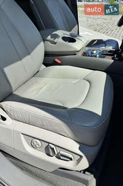 Внедорожник / Кроссовер Audi Q7 2013 в 