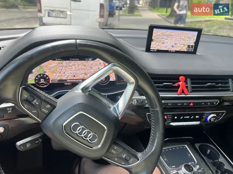 Audi Q7 2017 VIN WA1VAAF74HD057278 фото оголошення 13 з 69