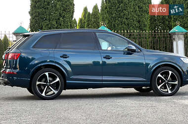 Внедорожник / Кроссовер Audi Q7 2019 в 