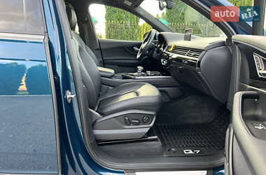 Внедорожник / Кроссовер Audi Q7 2019 в 