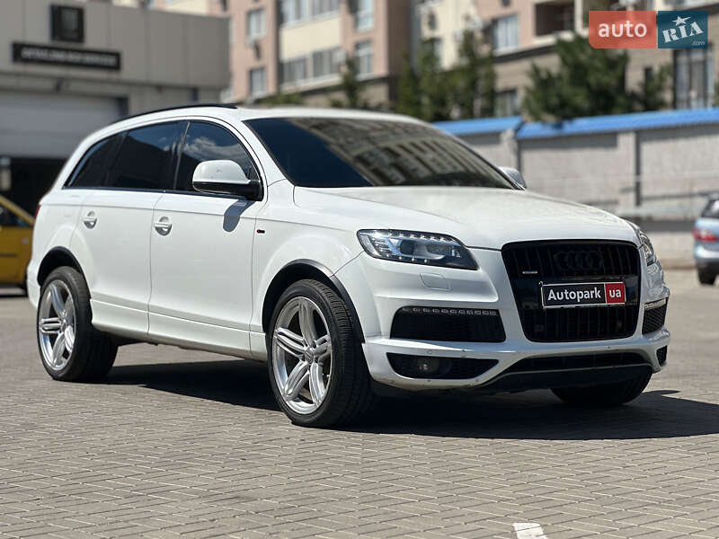 Внедорожник / Кроссовер Audi Q7 2012 в Одессе