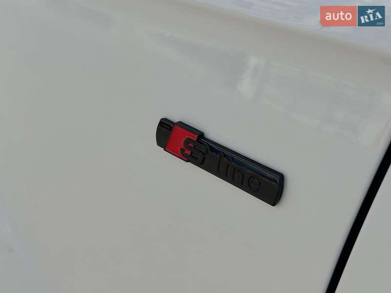 Внедорожник / Кроссовер Audi Q7 2012 в Одессе