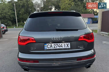 Внедорожник / Кроссовер Audi Q7 2014 в 