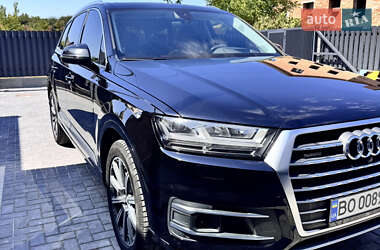Позашляховик / Кросовер Audi Q7 2017 в 
