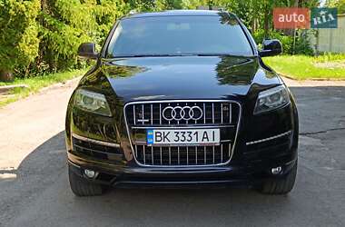 Внедорожник / Кроссовер Audi Q7 2014 в 