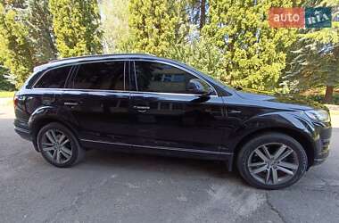 Внедорожник / Кроссовер Audi Q7 2014 в 