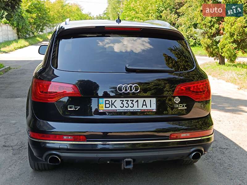 Внедорожник / Кроссовер Audi Q7 2014 в Ровно