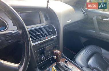 Внедорожник / Кроссовер Audi Q7 2008 в 