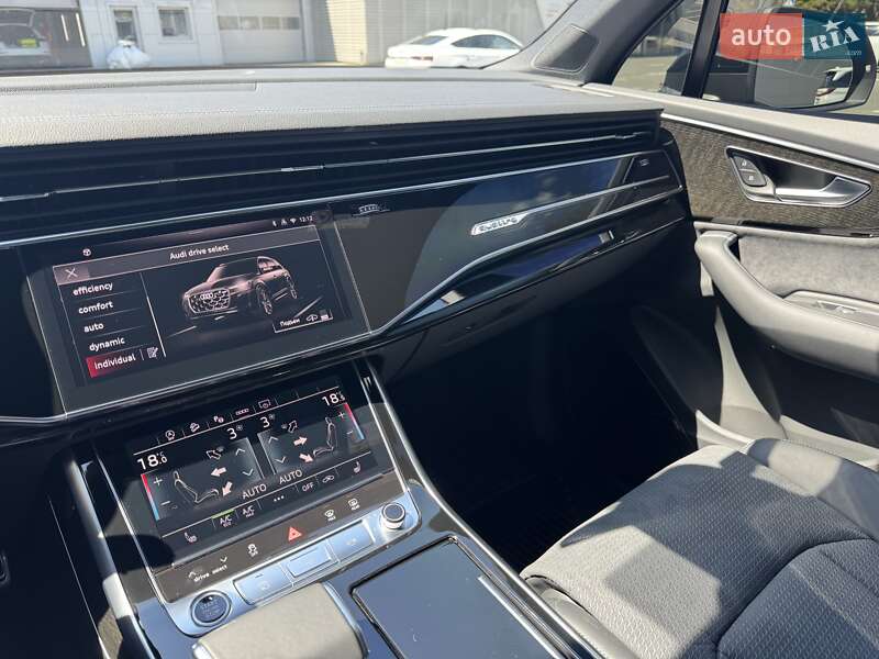 Внедорожник / Кроссовер Audi Q7 2025 в Одессе