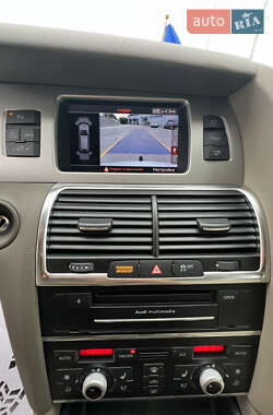 Внедорожник / Кроссовер Audi Q7 2015 в 