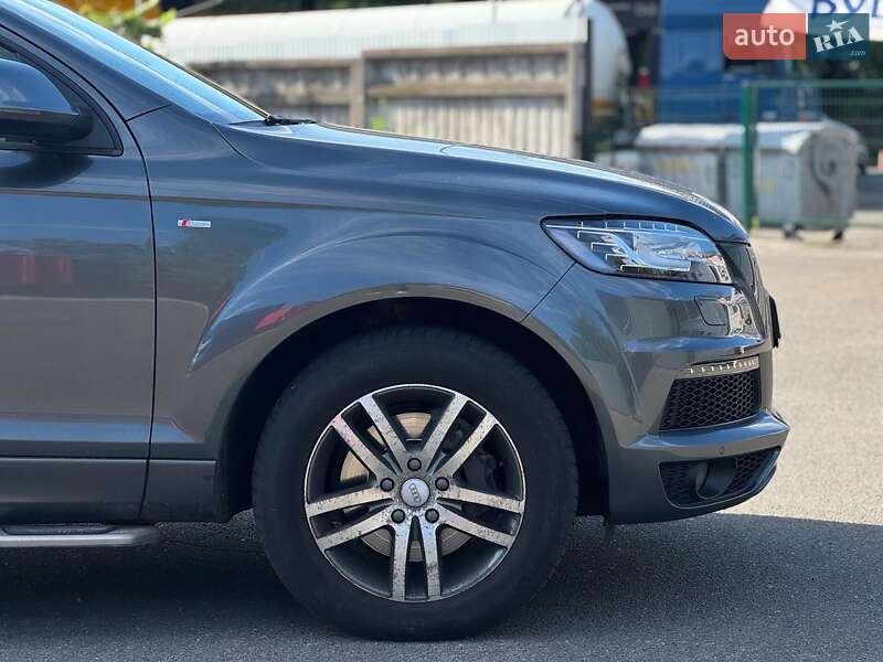 Внедорожник / Кроссовер Audi Q7 2010 в Киеве