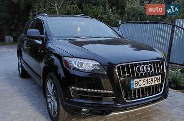 Позашляховик / Кросовер Audi Q7 2012 в 