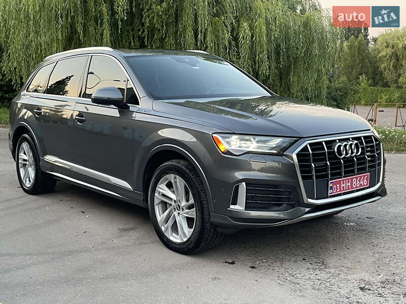 Audi Q7 2021