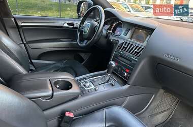 Внедорожник / Кроссовер Audi Q7 2007 в 