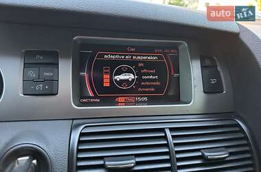 Внедорожник / Кроссовер Audi Q7 2007 в 