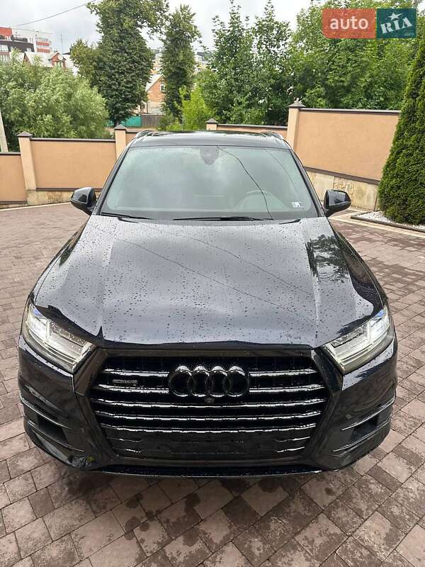 Audi Q7 2016